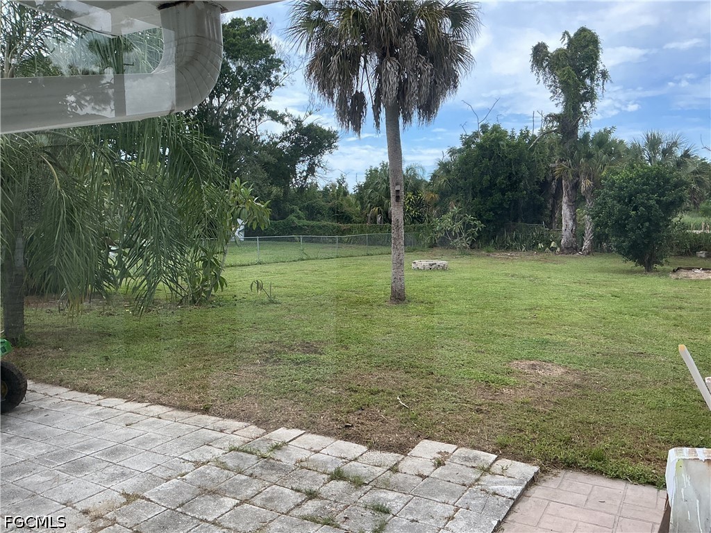 2 Bed SingleFamilyResidence for Sale in Estero, photo 8