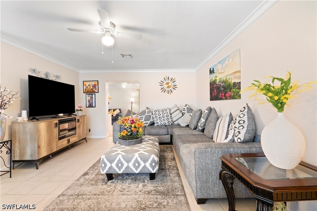 2 Bed SingleFamilyResidence for Sale in Naples, photo 8