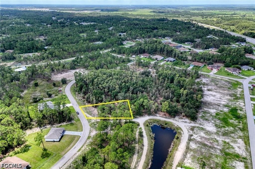 Residential for Sale in Mirror Lakes, photo 8