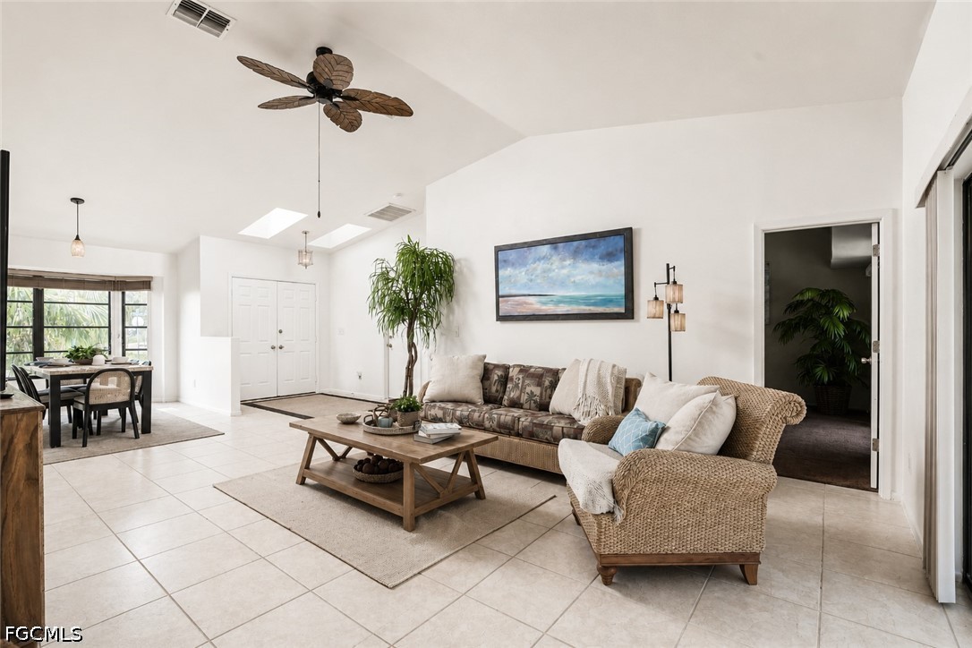 3 Bed Pool Home for Sale in Cape Coral, photo 8