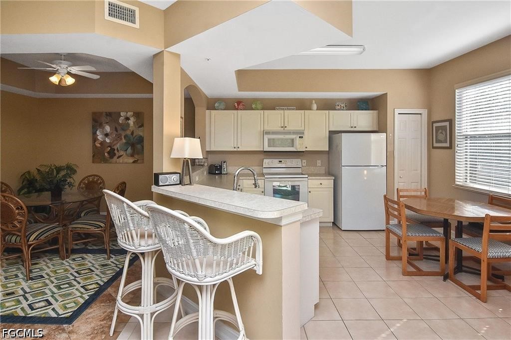 2 Bed Condominium for Sale in Siena, photo 8