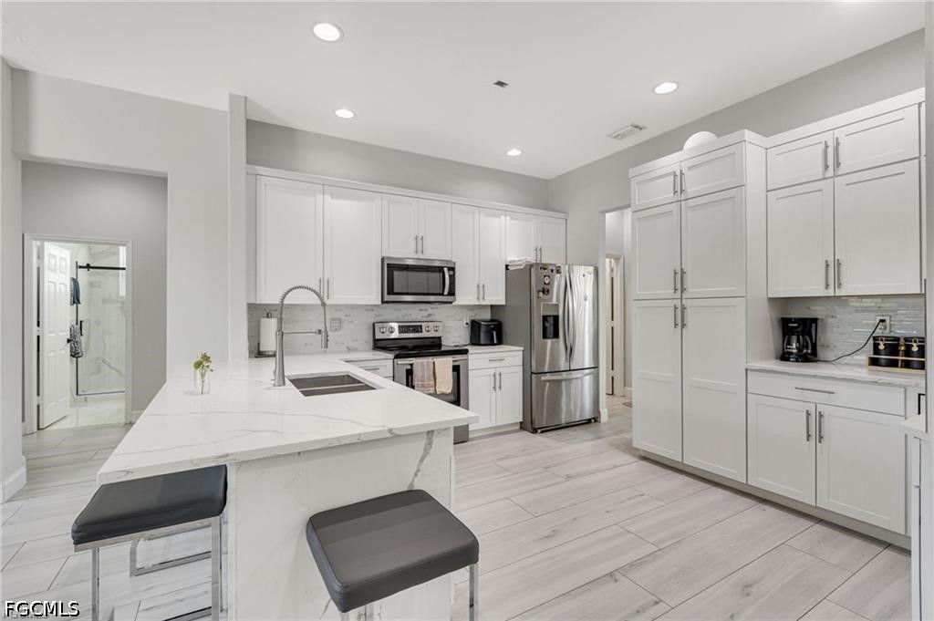 3 Bed Pool Home for Sale in Naples, photo 8
