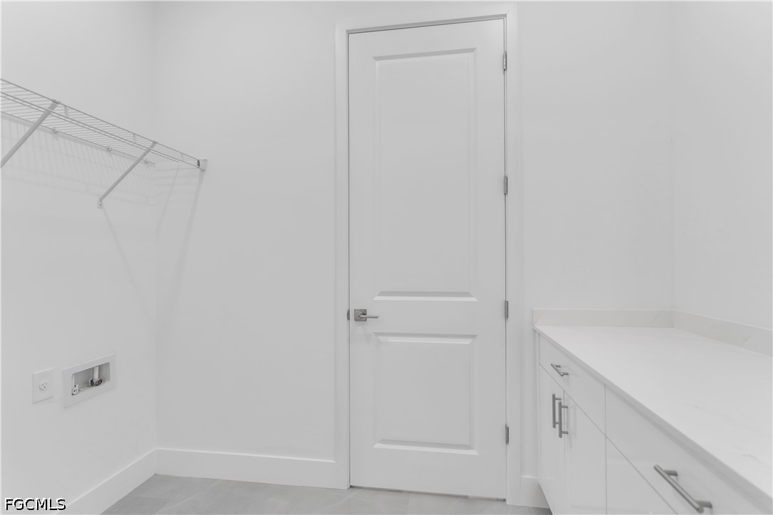 4 Bed SingleFamilyResidence for Sale in Lehigh Acres, photo 8