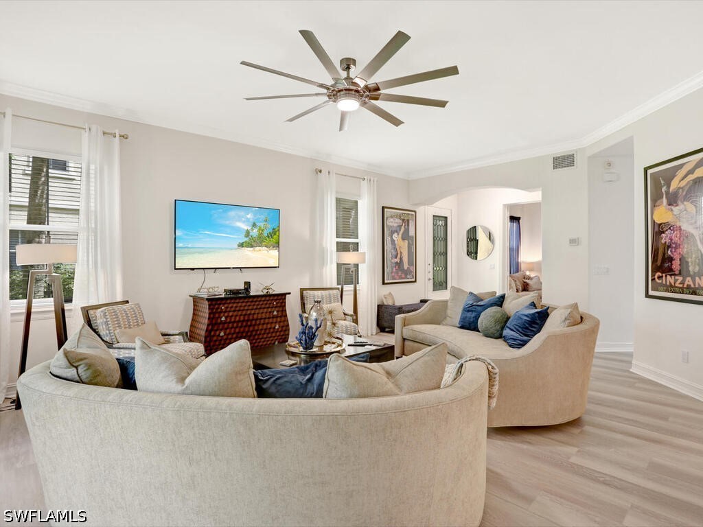 2 Bed Condominium for Sale in Naples, photo 8