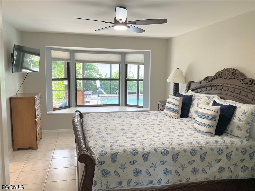 3 Bed Pool Home for Sale in Cape Coral, photo 8