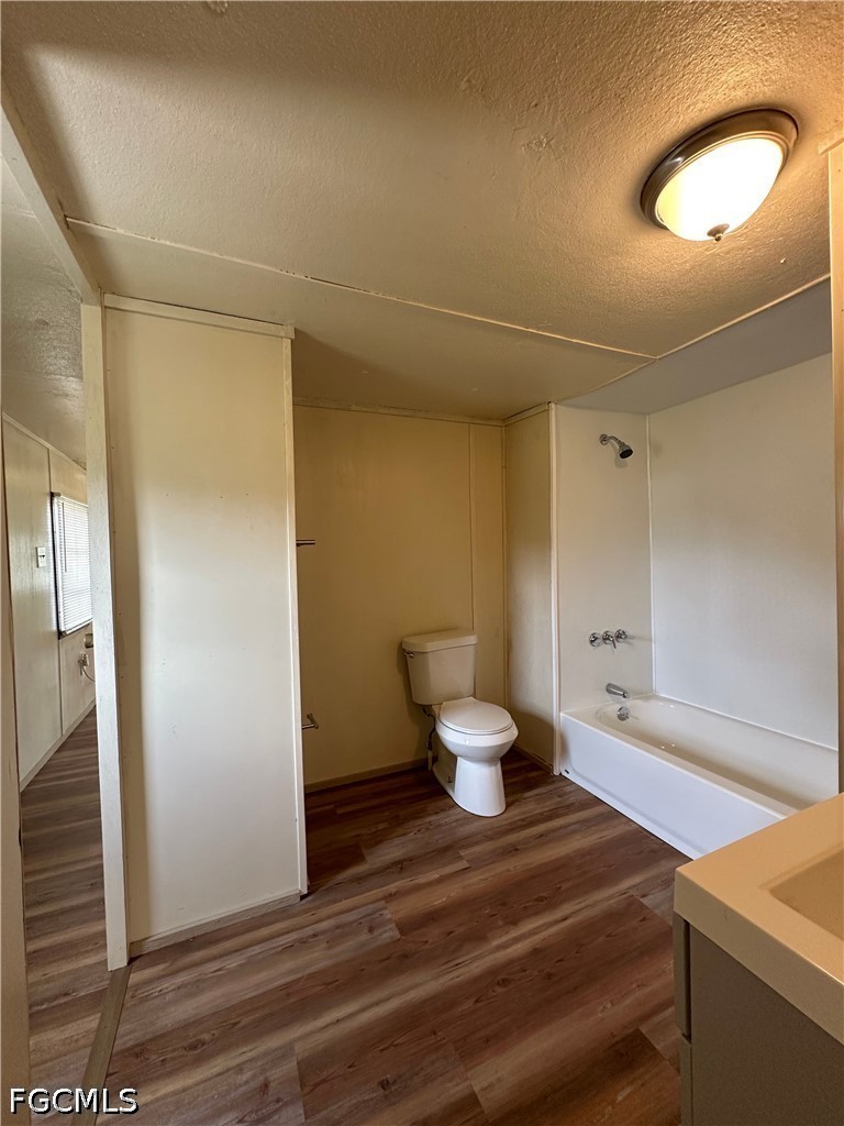 1 Bed Condominium for Sale in North Fort Myers, photo 8