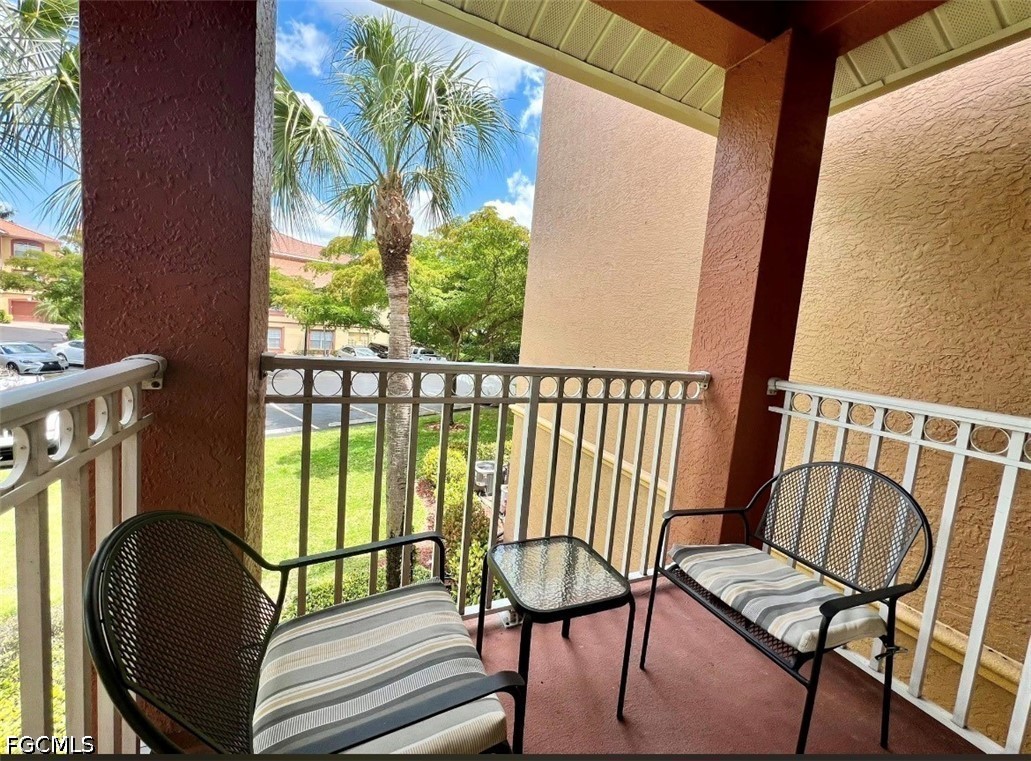 1 Bed Pool Home for Sale in Gardens At Beachwalk, photo 8
