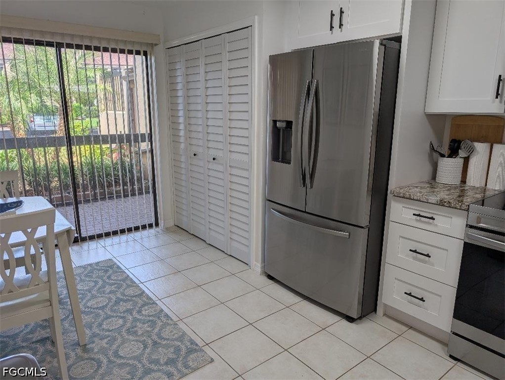 2 Bed Waterfront Home for Sale in North Fort Myers, photo 8