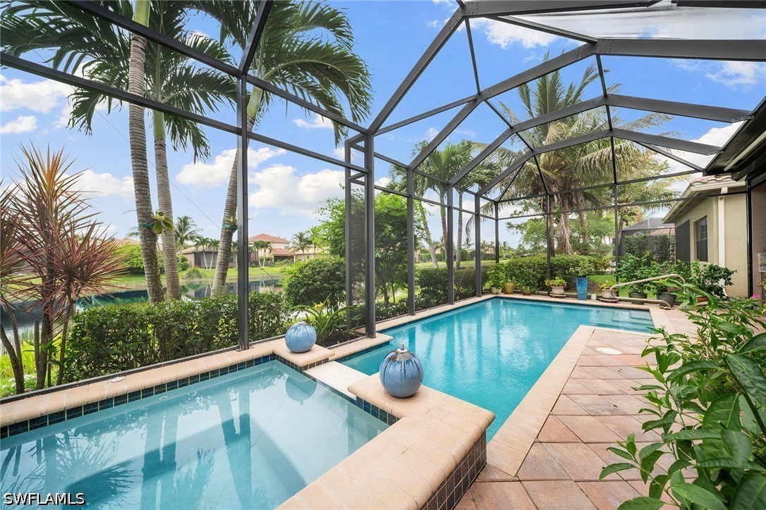 3 Bed Pool Home for Sale in Marbella Isles, photo 8