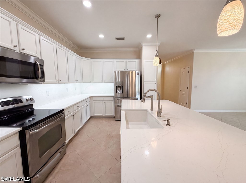 4 Bed Pool Home for Sale in Reflection Isles, photo 8