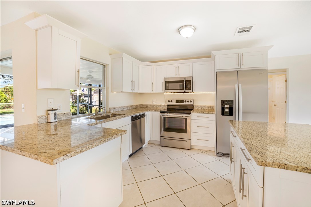 3 Bed Pool Home for Sale in Cape Coral, photo 8