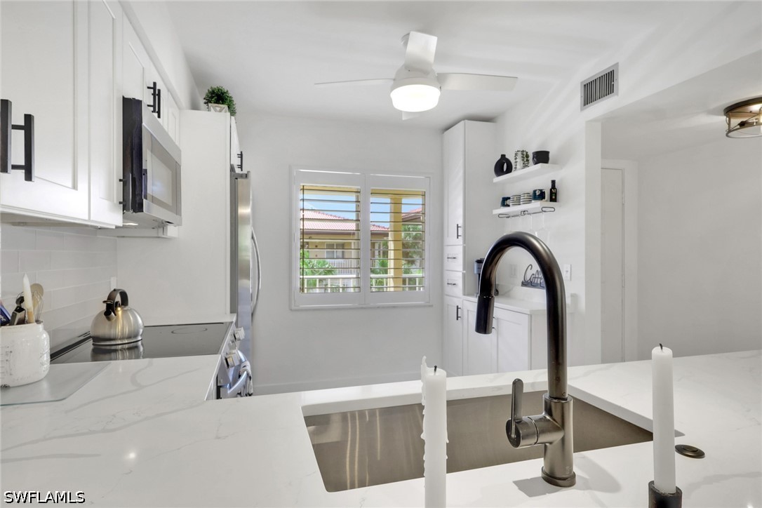 2 Bed Condominium for Sale in Foxmoor, photo 8