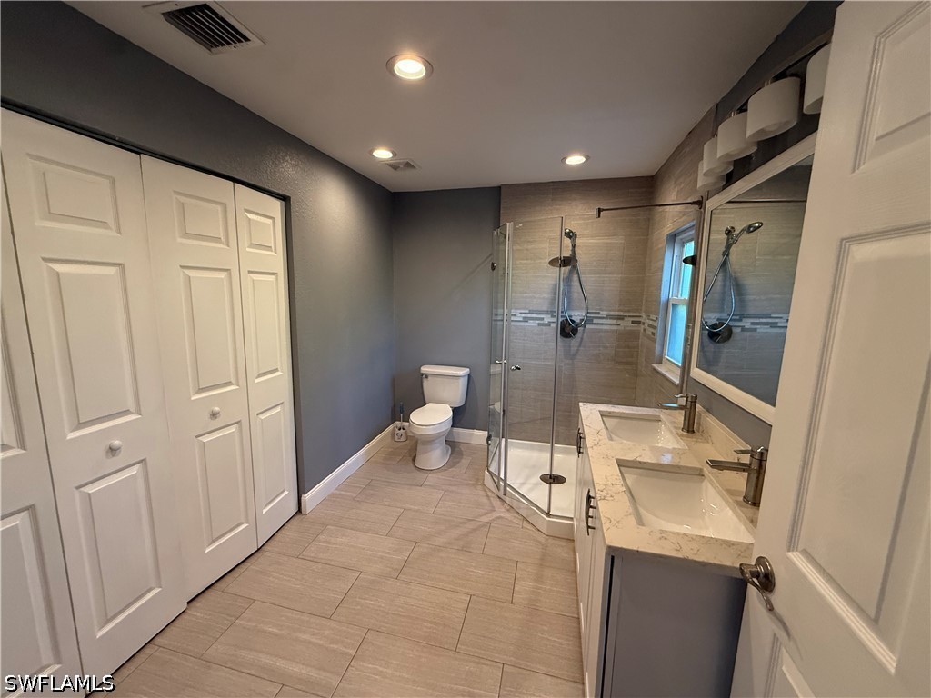 3 Bed SingleFamilyResidence for Sale in San Carlos Park, photo 8