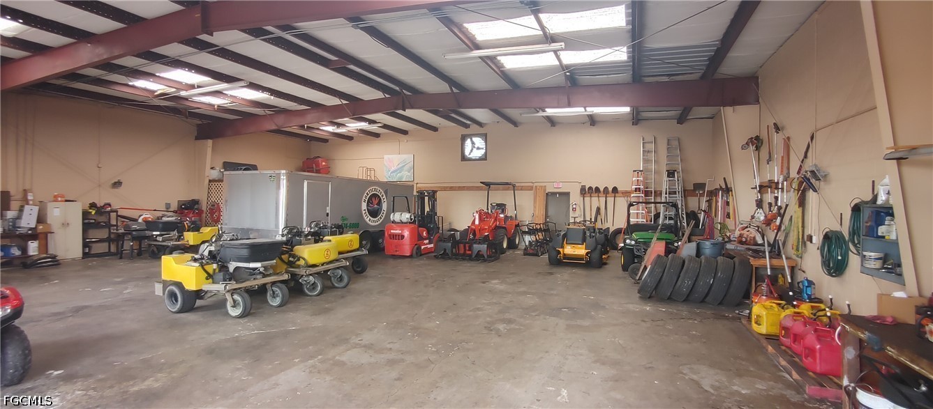 Office for Sale in Fort Myers, photo 8