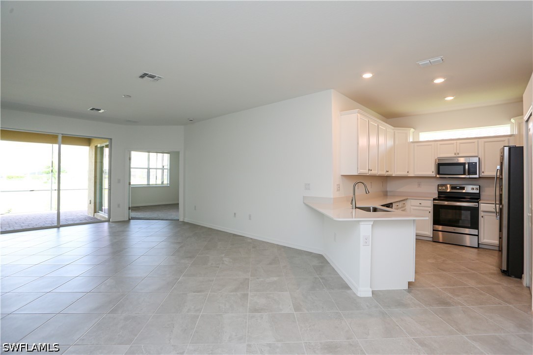 2 Bed Waterfront Home for Sale in Naples, photo 8