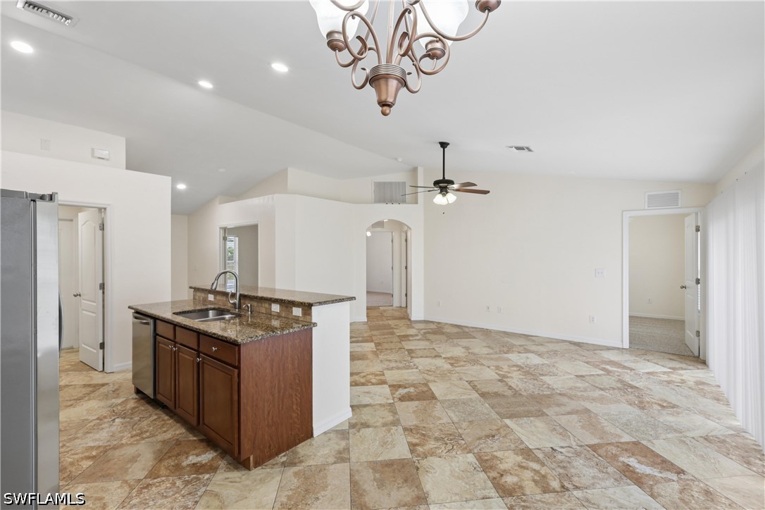 3 Bed SingleFamilyResidence for Sale in Cape Coral, photo 8