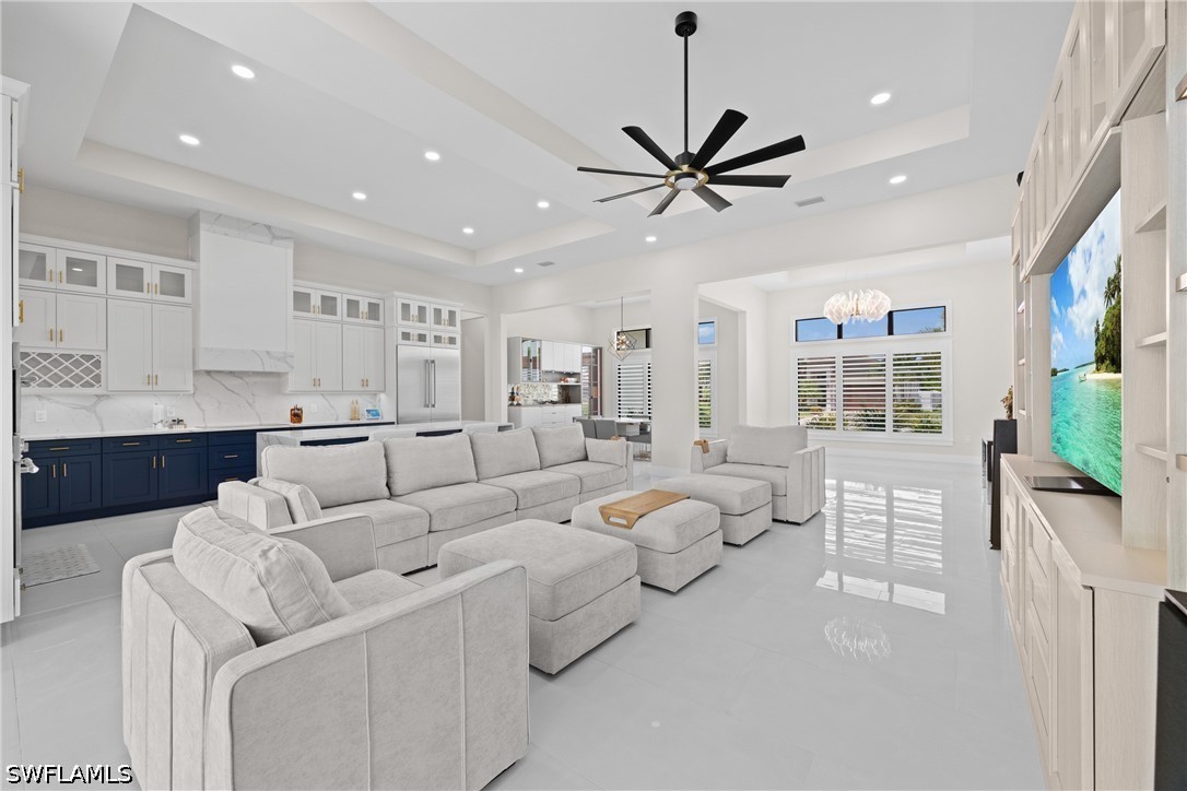 5 Bed Pool Home for Sale in Naples Park, photo 8