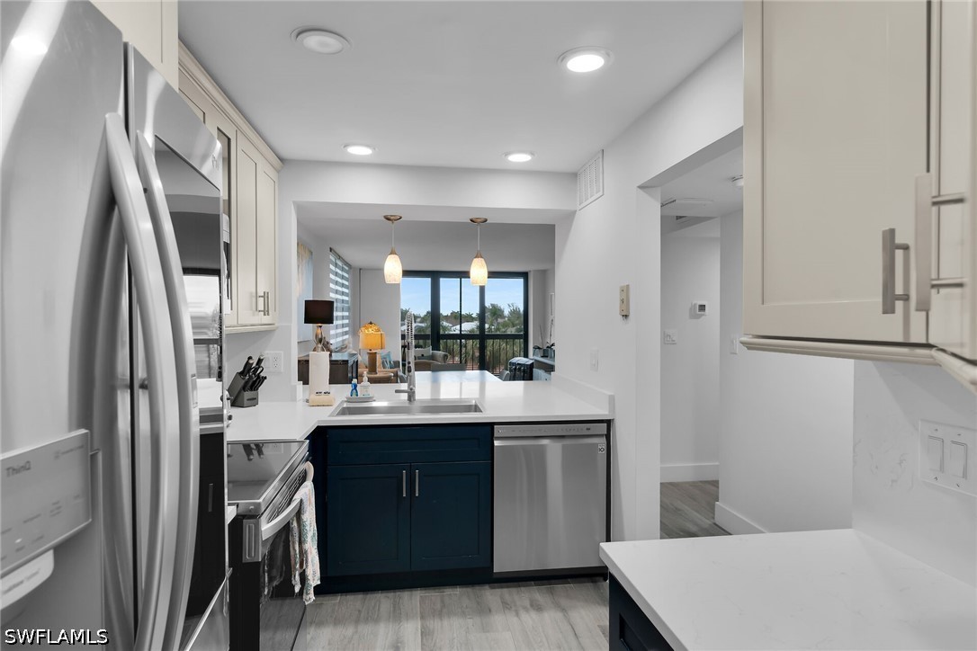 2 Bed Waterfront Home for Sale in Marco Island, photo 8