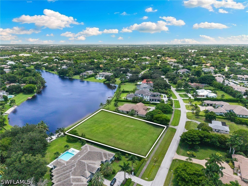 Waterfront Home for Sale in Naples, photo 8