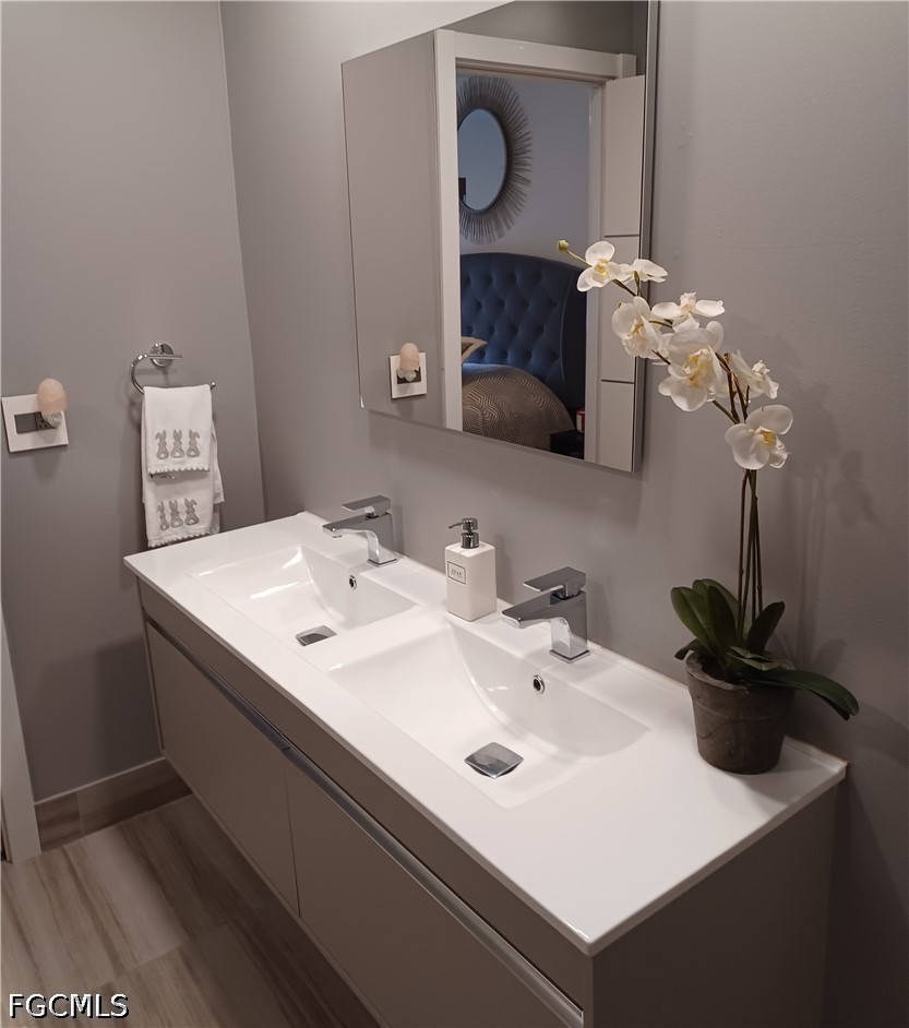 3 Bed Condominium for Sale in Steamboat Bend, photo 8