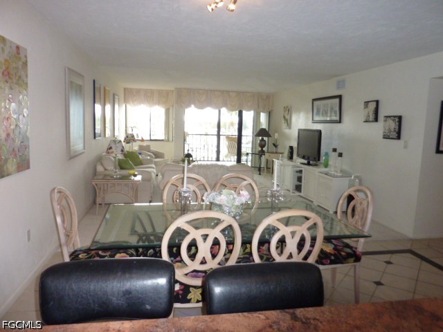 2 Bed Condominium for Sale in Fort Myers, photo 8