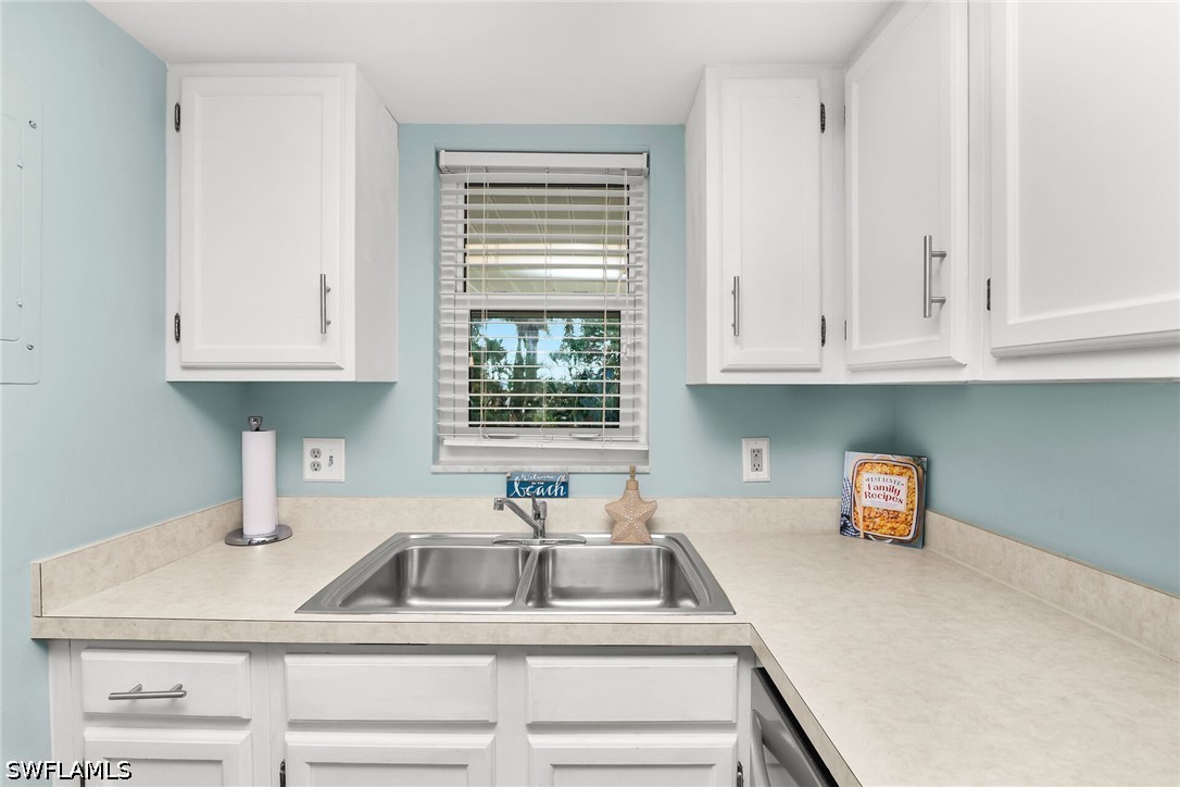 2 Bed Condominium for Sale in Marco Island, photo 8