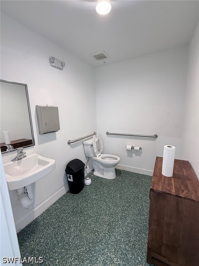Office for Sale in Fort Myers, photo 8