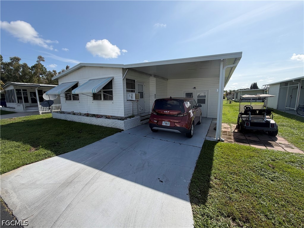 2 Bed ManufacturedHome for Sale in North Fort Myers, photo 8
