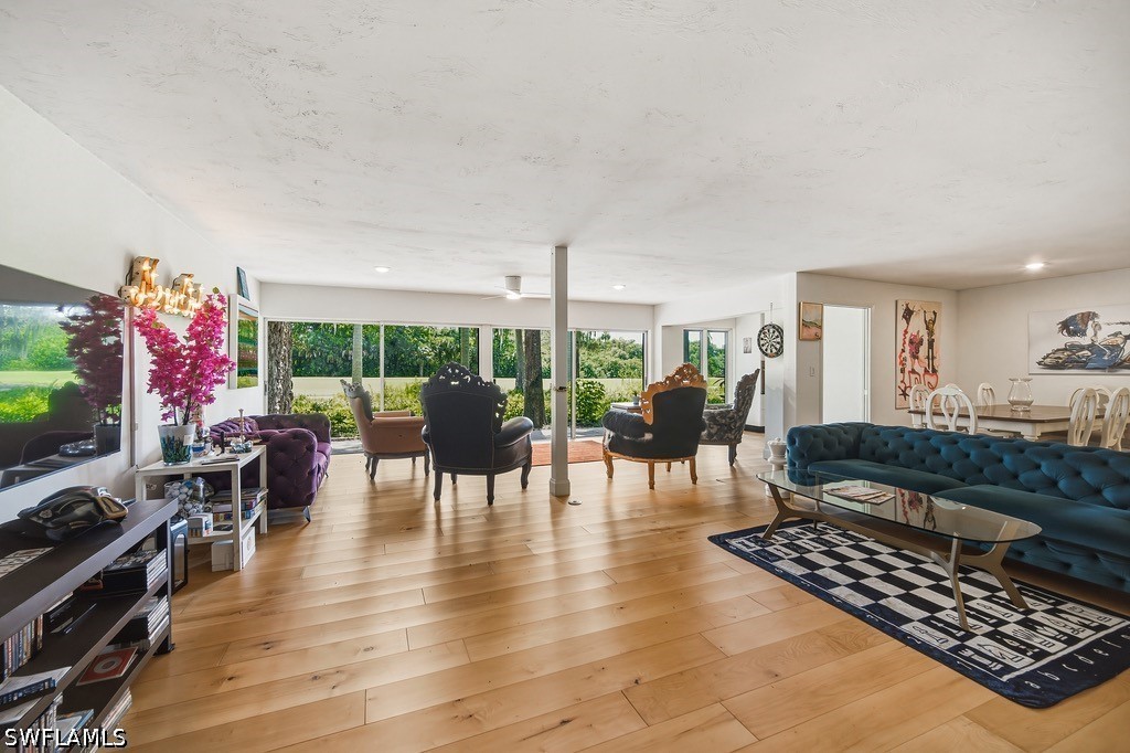 2 Bed Condominium for Sale in Naples, photo 8