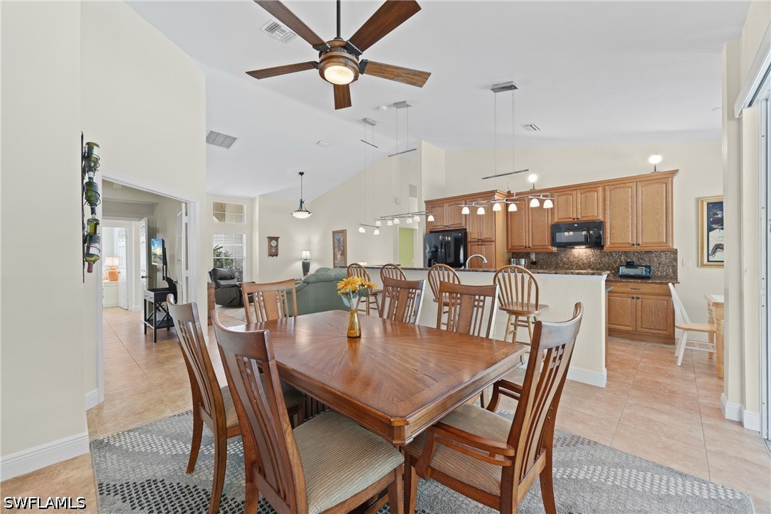 3 Bed Pool Home for Sale in Berkshire Lakes, photo 8