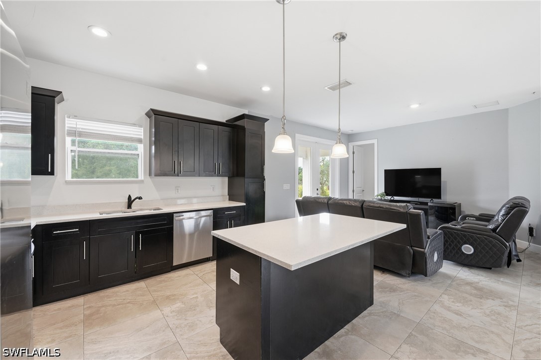 3 Bed SingleFamilyResidence for Sale in Naples, photo 8