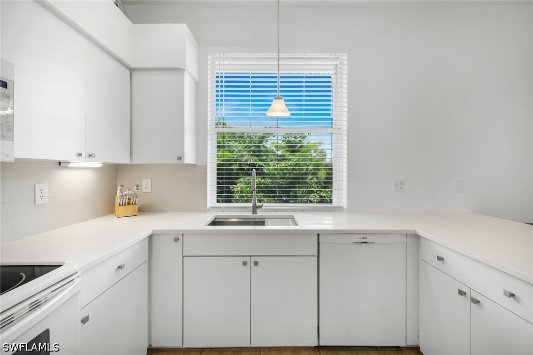 3 Bed SingleFamilyResidence for Sale in Imperial Shores, photo 8