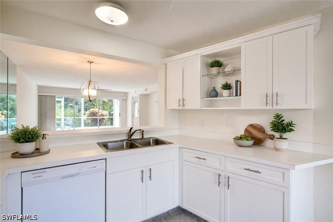 2 Bed Condominium for Sale in Topaz, photo 8