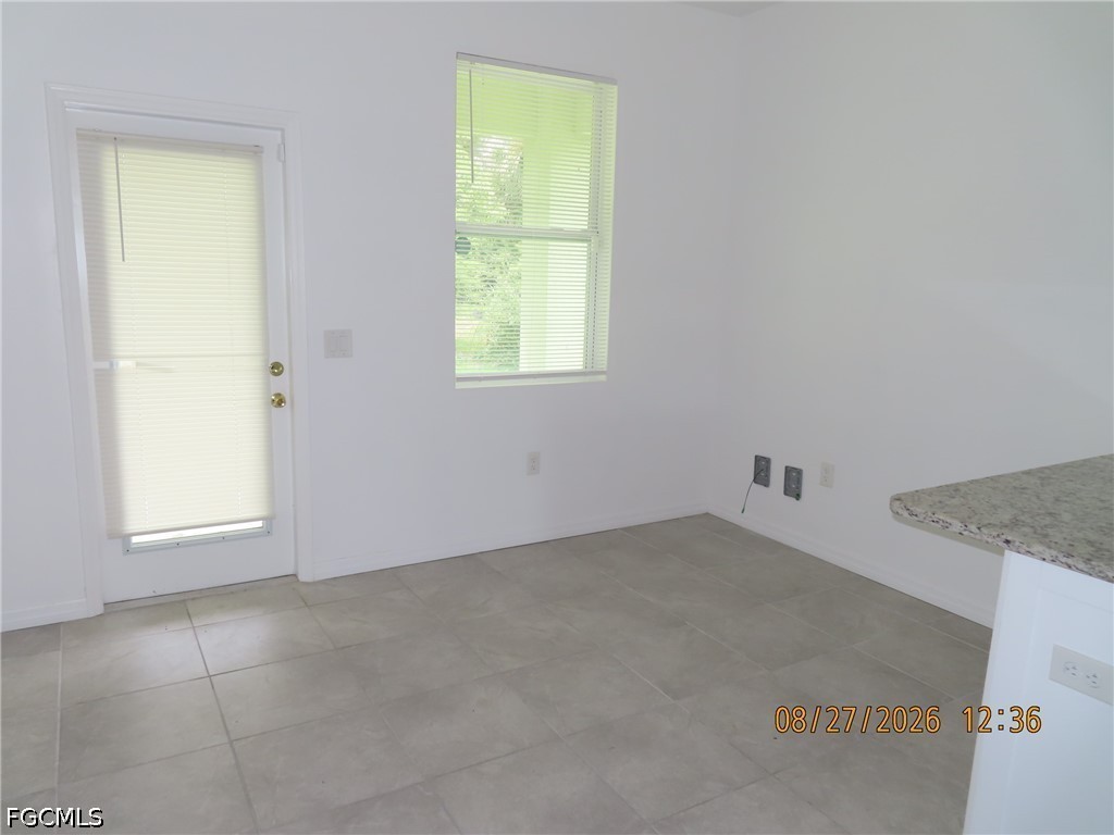 3 Bed SingleFamilyResidence for Sale in Not Applicable, photo 8