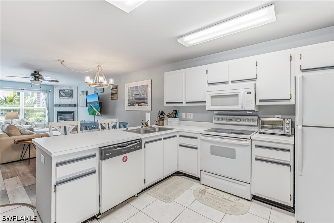 2 Bed Condominium for Sale in Marco Island, photo 8