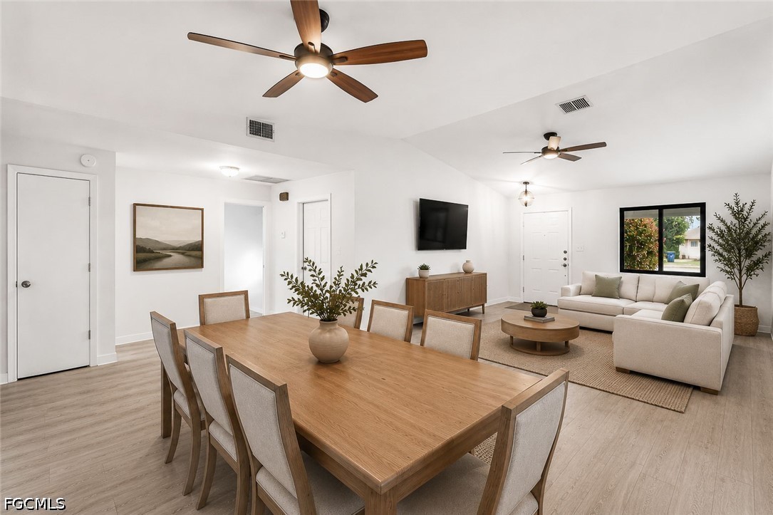 3 Bed SingleFamilyResidence for Sale in San Carlos Park, photo 8
