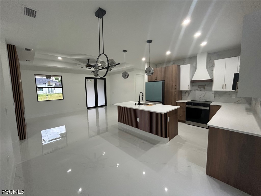 3 Bed SingleFamilyResidence for Sale in Lehigh Acres, photo 8