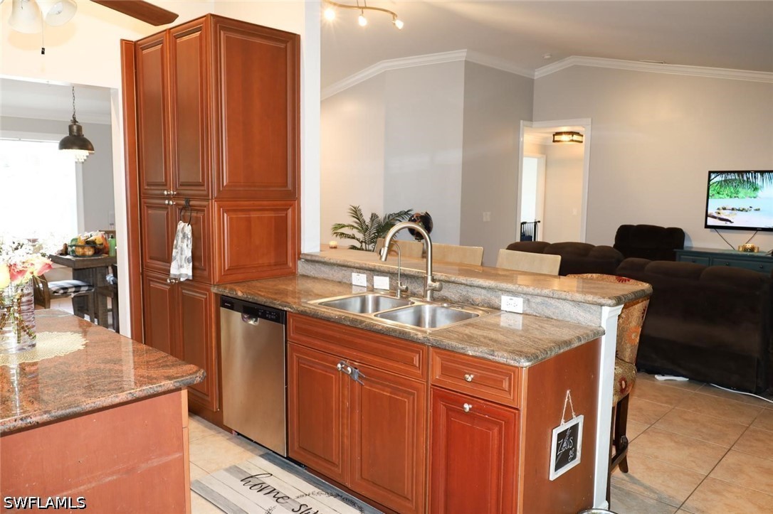 4 Bed Pool Home for Sale in Naples, photo 8