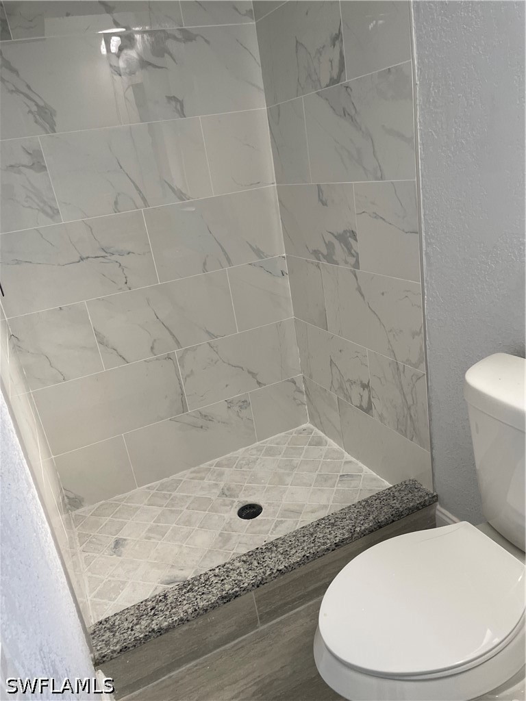 3 Bed SingleFamilyResidence for Sale in Cape Coral, photo 8
