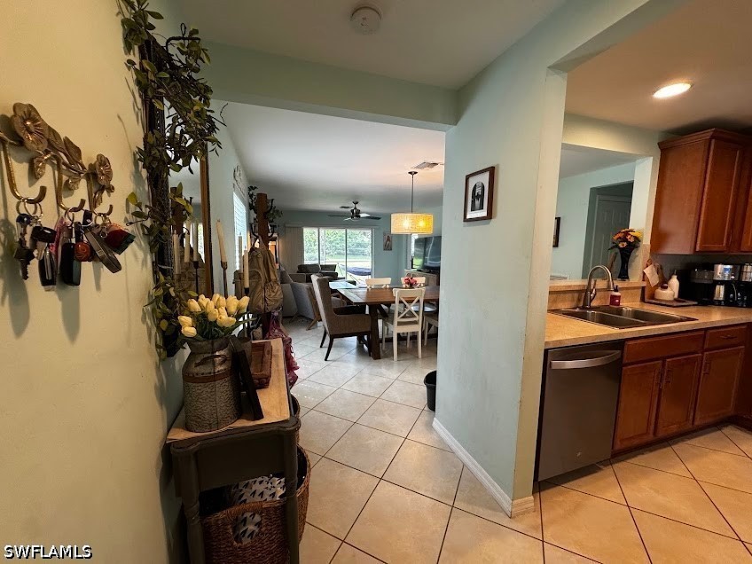 3 Bed SingleFamilyResidence for Sale in Bonita Springs, photo 8