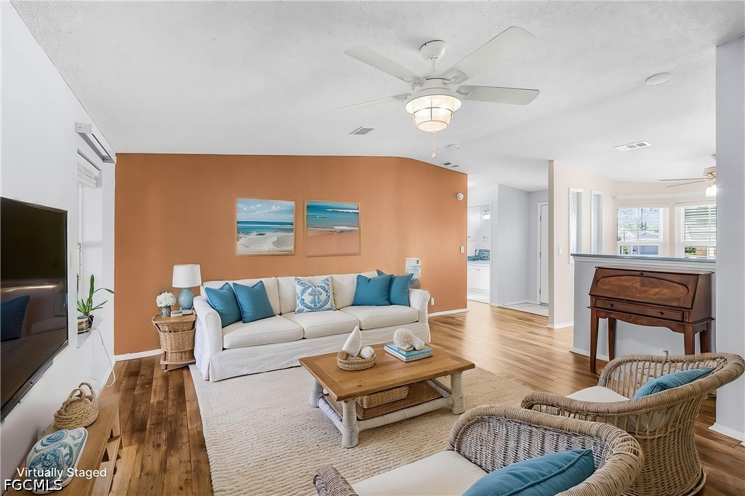 2 Bed Waterfront Home for Sale in North Fort Myers, photo 8