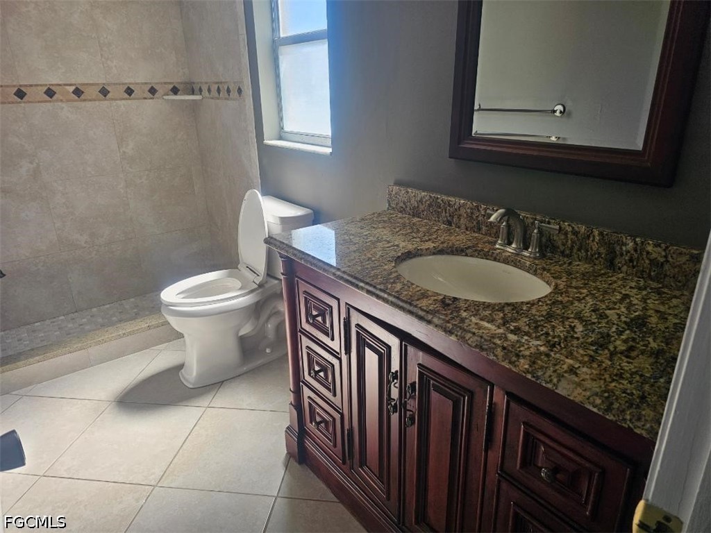3 Bed SingleFamilyResidence for Sale in Cape Coral, photo 8