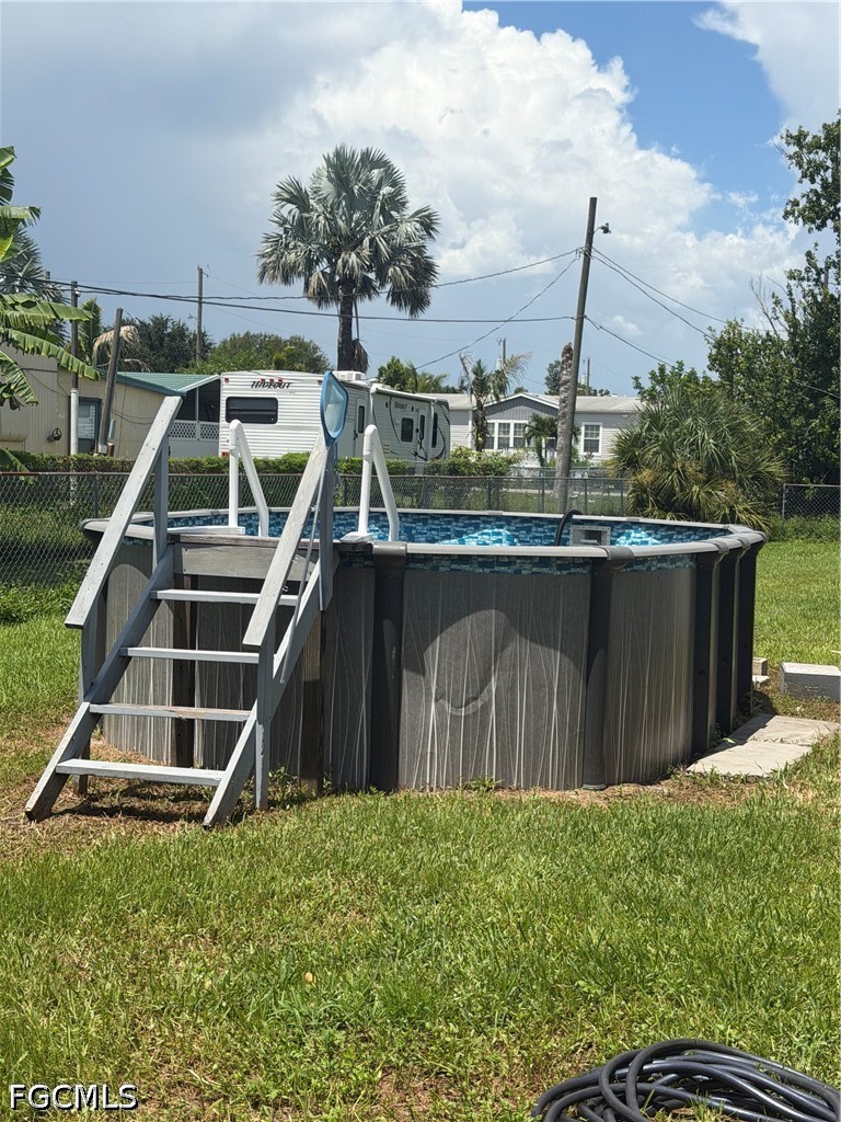 2 Bed Pool Home for Sale in Moore Haven, photo 8
