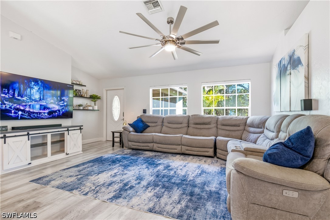 3 Bed Pool Home for Sale in Naples, photo 8