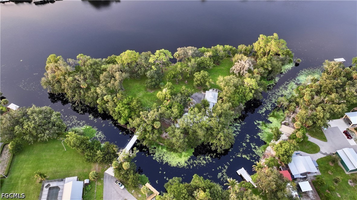 3 Bed Waterfront Home for Sale in Labelle, photo 8