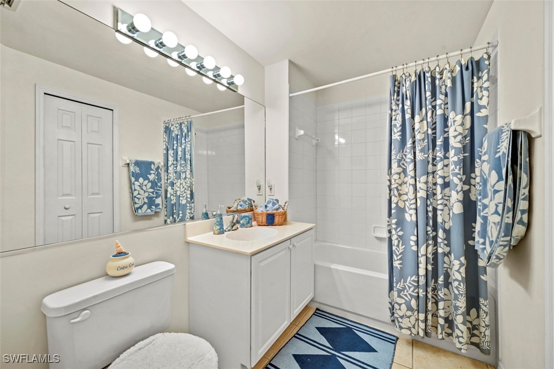 2 Bed Waterfront Home for Sale in Garden Lakes, photo 9