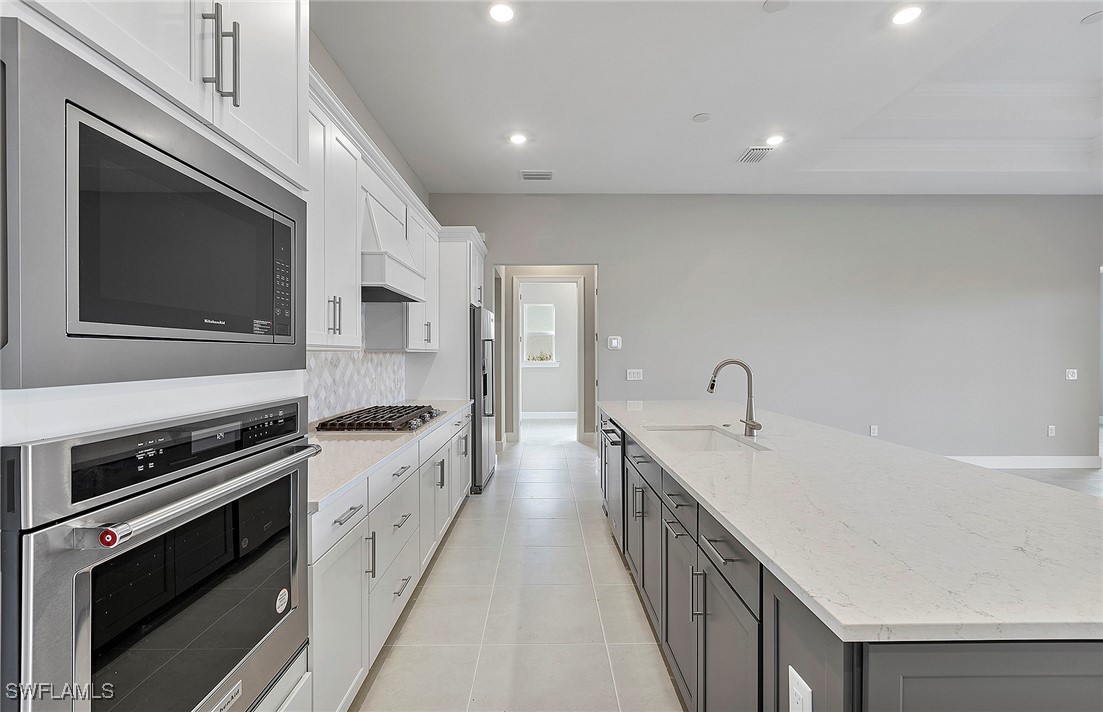 3 Bed Waterfront Home for Sale in Terrawalk, photo 9