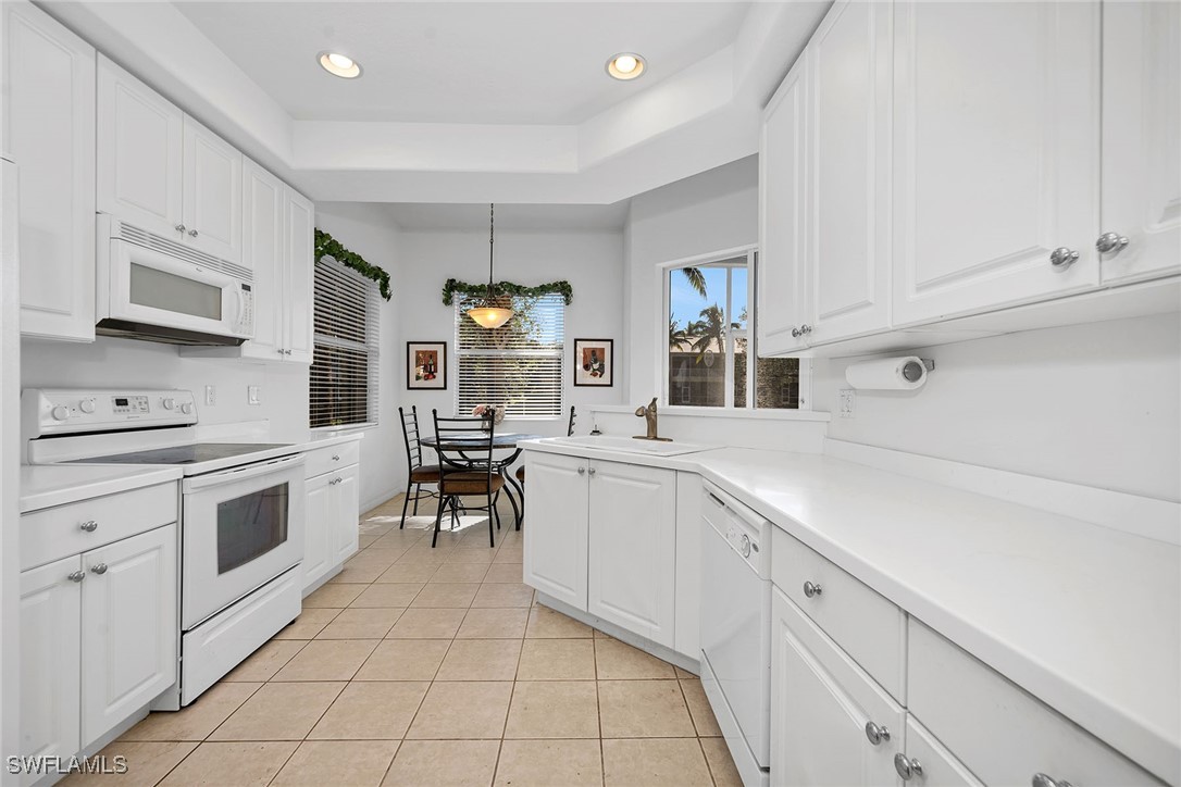 3 Bed Waterfront Home for Sale in Fort Myers, photo 9