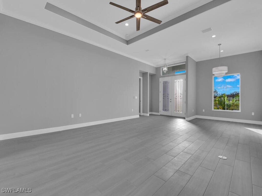 3 Bed Pool Home for Sale in Pine Valley, photo 9