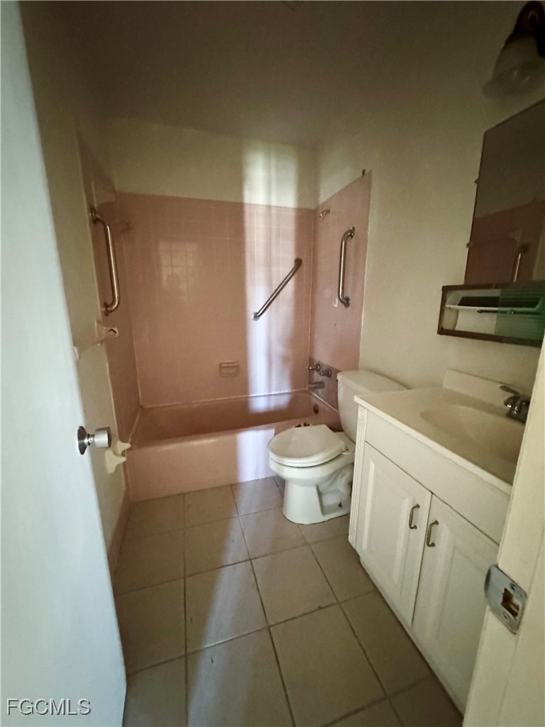 2 Bed SingleFamilyResidence for Sale in Port San Carlos, photo 9